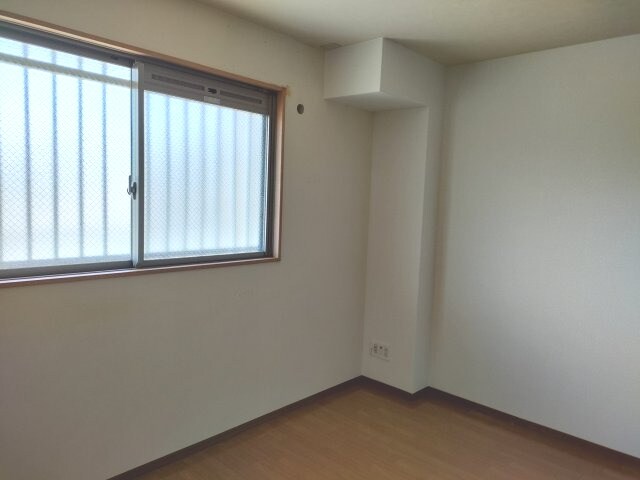 物件内観写真10　(3階別室の参考写真です。現況を優先します。（301）)