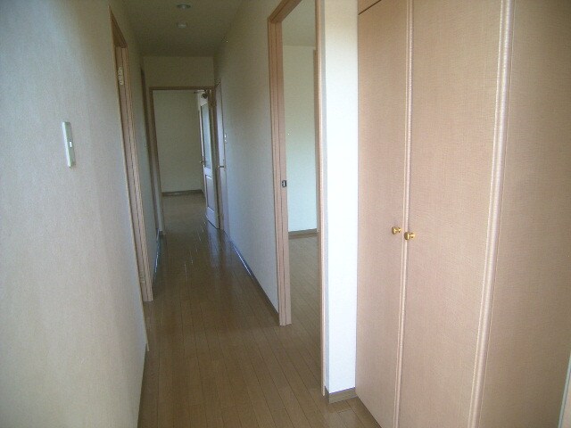 物件内観写真14　(3階別室の参考写真です。現況を優先します。（301）)