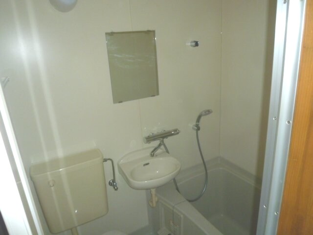 物件内観写真6　(現況を優先します。（撮影時期：2017年2月）)