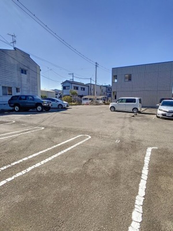 駐車場(2023年2月撮影)