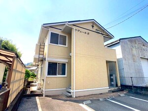 リヴェール B棟外観写真