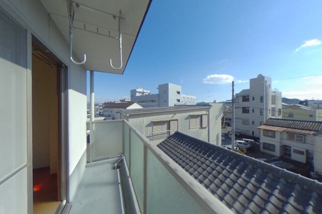 物件内観写真2　(現況が相違する場合は現況を優先致します。)