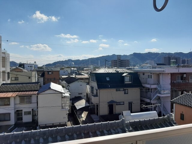 物件内観写真6　(現況が相違する場合は現況を優先致します。)