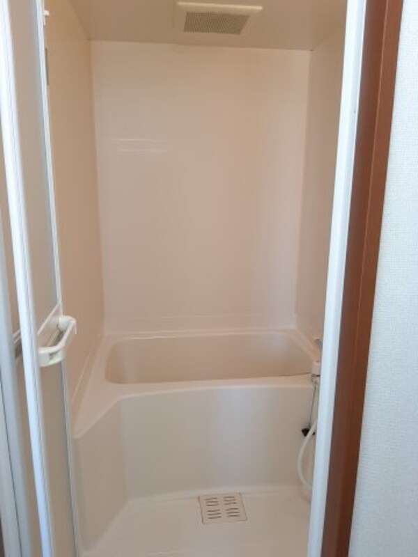 浴室(現況が相違する場合は現況を優先致します。)