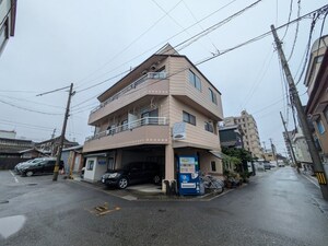 寺内マンション外観写真