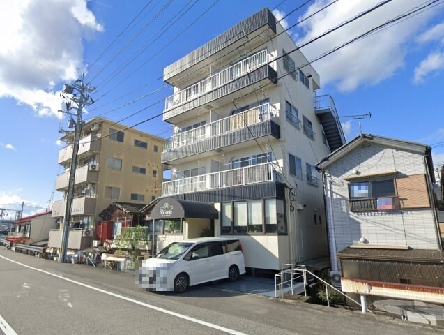 物件外観写真1　(現況が相違する場合は現況を優先致します。)