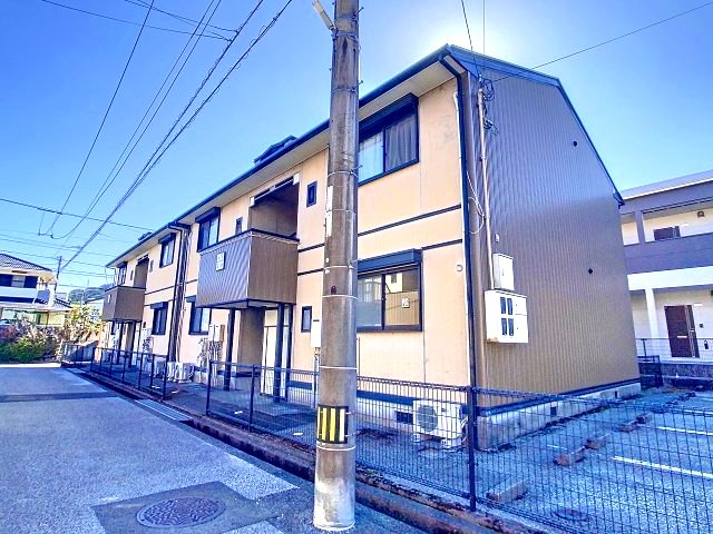 エステート六泉寺 D棟