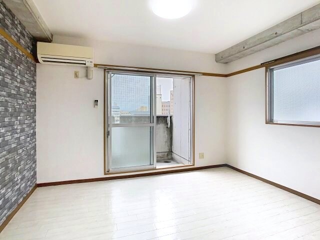 物件内観写真2　(2025年6月撮影)