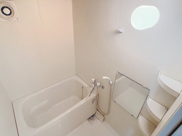 物件内観写真4　(現況を優先します。（撮影時期：2024年7月）)