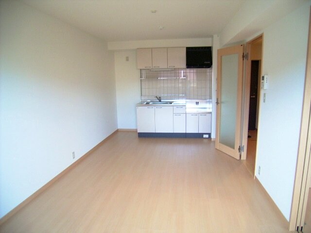 物件内観写真4　(2008年8月撮影)