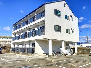 カナルシャトーＤ７外観写真