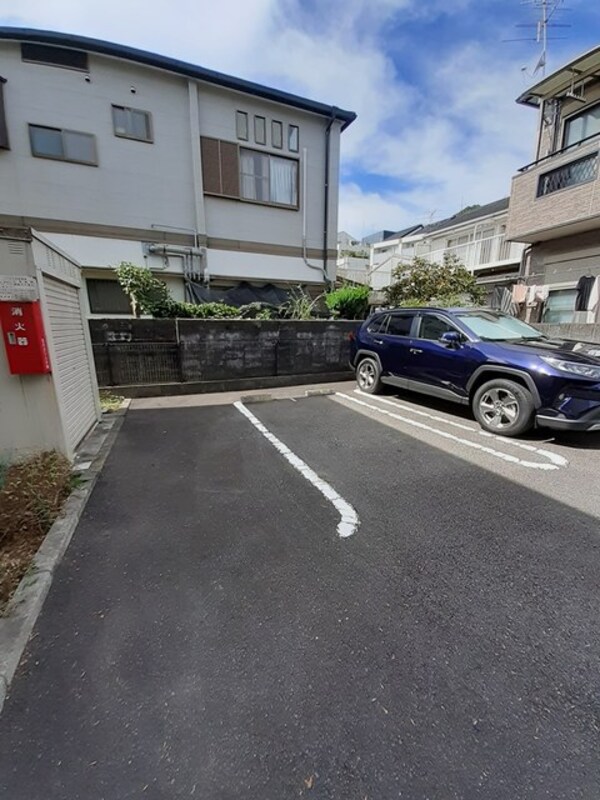 駐車場(駐車場)