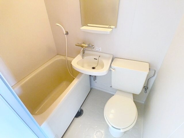 物件内観写真4　(2025年10月撮影)