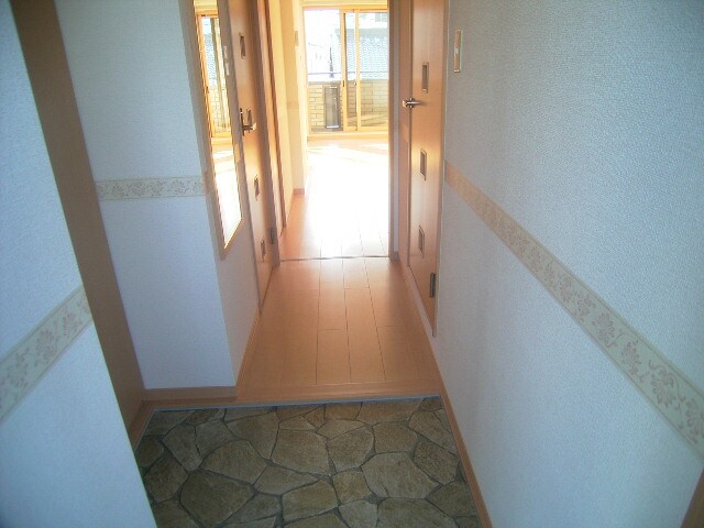 物件内観写真12　(2階別室の参考写真です。現況を優先します。（202）)