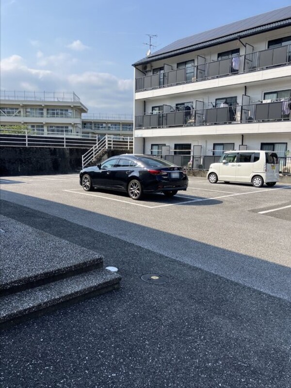 駐車場(駐車場)