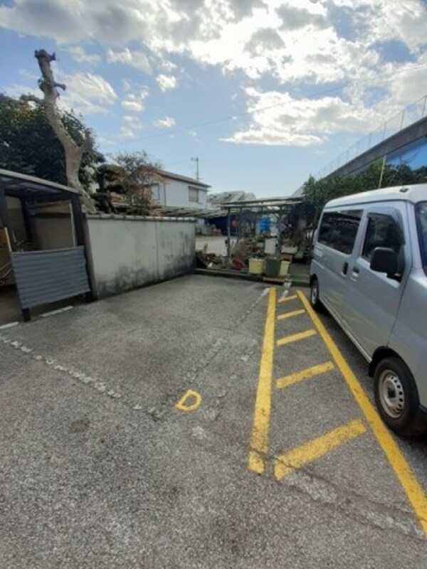 駐車場(駐車場)