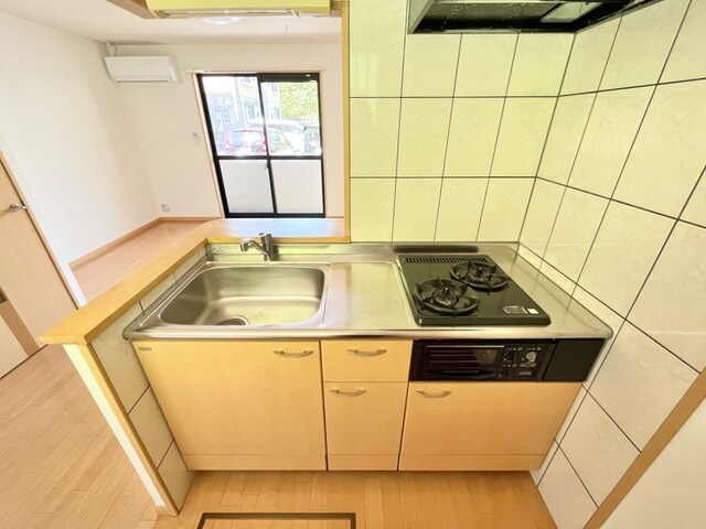 物件内観写真3　(キッチン)