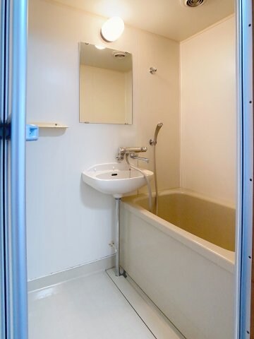 物件内観写真4　(2025年1月撮影)