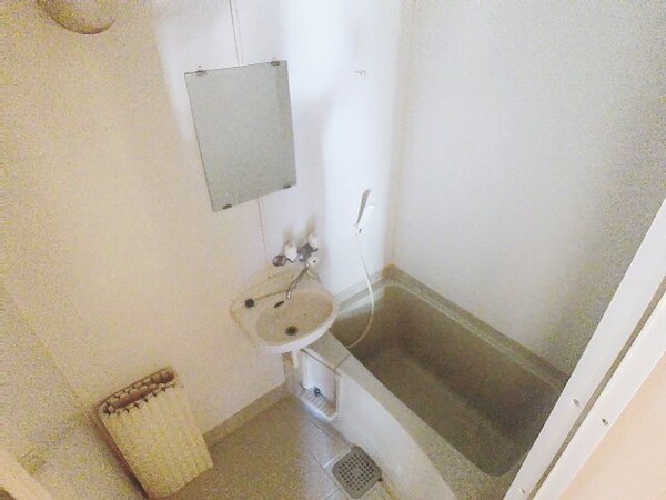 浴室(2025年8月撮影)