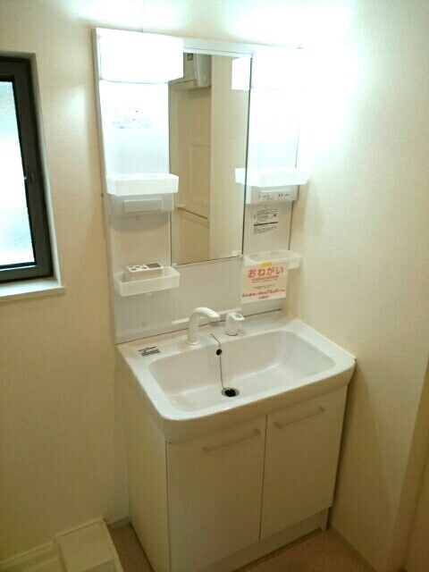 物件内観写真7　(洗面所)