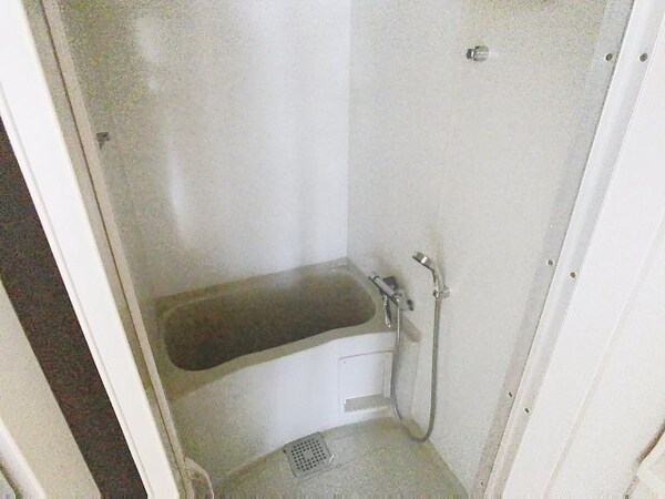 浴室(2025年10月撮影)