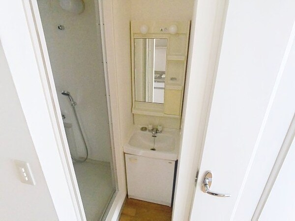 洗面・脱衣所(2025年10月撮影)