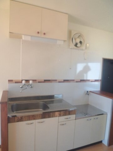 物件内観写真3　(2016年11月撮影)