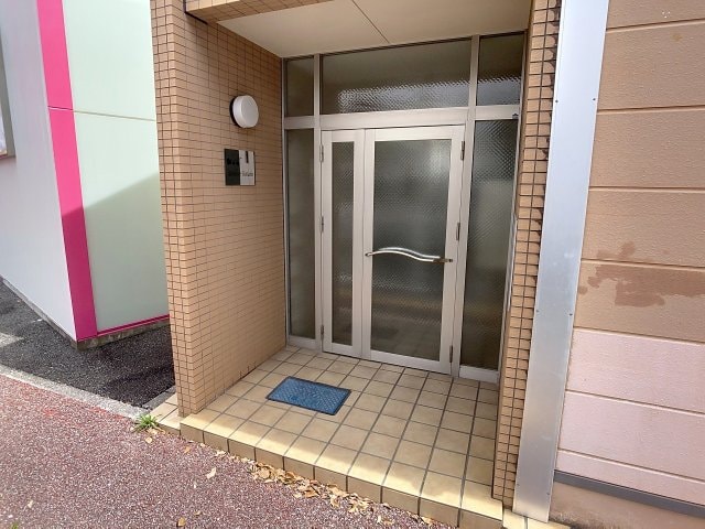 物件外観写真2　(2025年9月撮影)