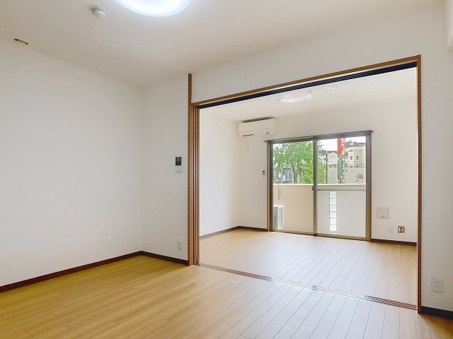 物件内観写真8　(2025年9月撮影)