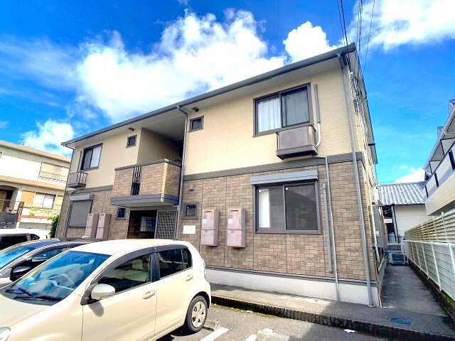 物件外観写真1　(2025年7月撮影)