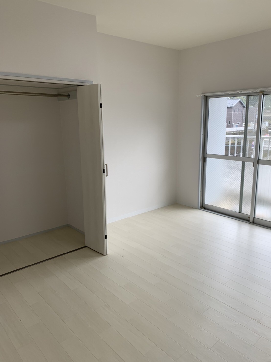 物件内観写真11　(2022年10月撮影※現況を優先します。)