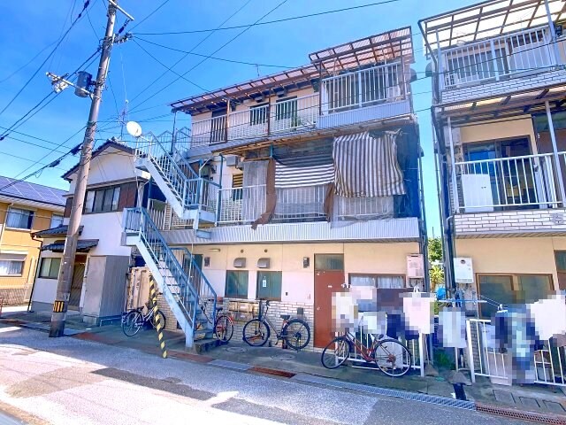 物件外観写真1　(2025年9月撮影)