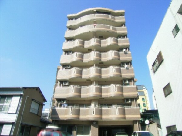 外観(現況が相違する場合は現況を優先致します。)