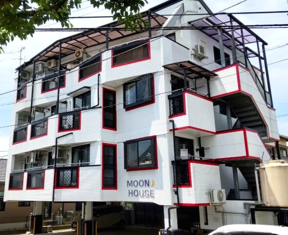 物件外観写真1　(2022年5月撮影)