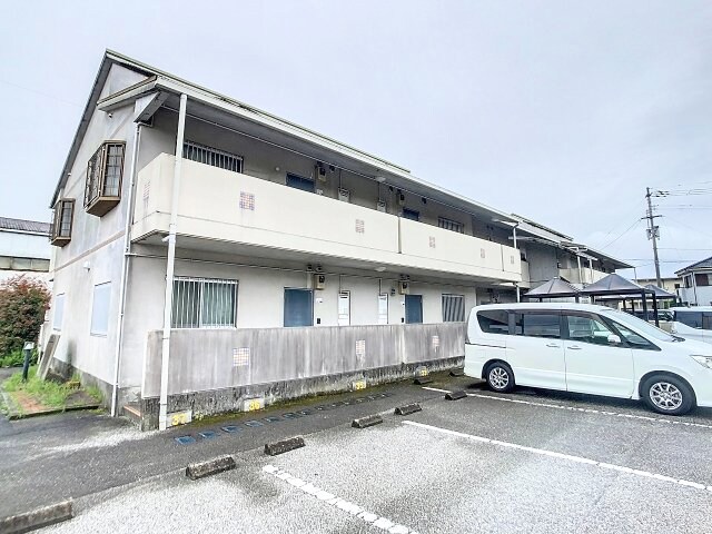 物件外観写真1　(2024年4月撮影)