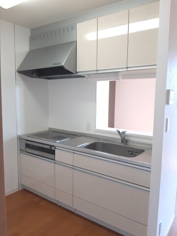 物件内観写真3　(2021年10月撮影)