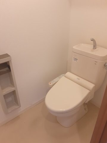 物件内観写真5　(2021年10月撮影)