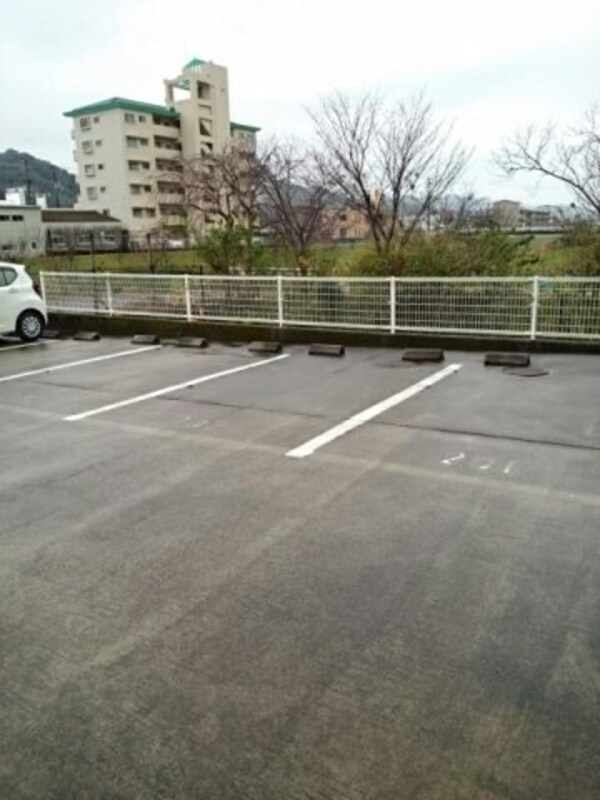 駐車場(駐車場)