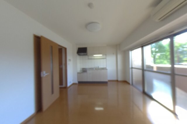 物件内観写真2　(103号室の参考写真です。)