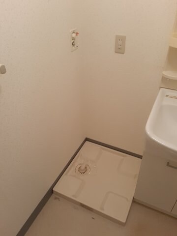 物件内観写真11　(103号室の参考写真です。)