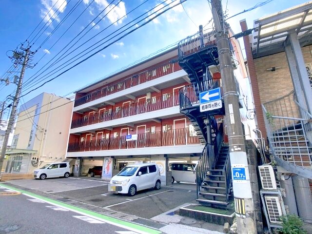 日の出ハイツの物件外観写真