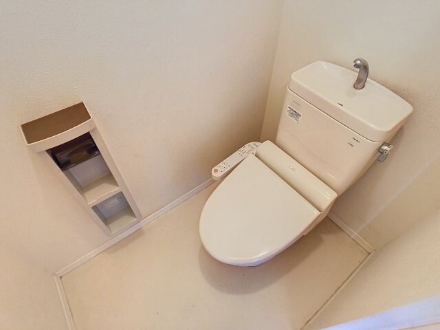 物件内観写真5　(現況を優先します。（撮影時期：2024年4月）)