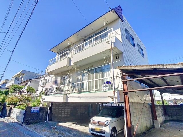 物件外観写真1　(2024年11月撮影)