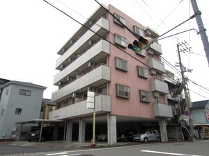 シャルル一ツ橋外観写真