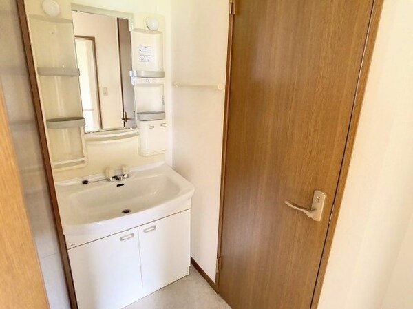 洗面・脱衣所(2022年7月撮影)