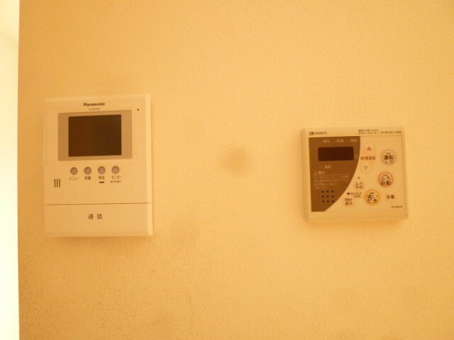 物件内観写真10　(別棟1階の参考写真です。現況を優先します。（IIB103）)