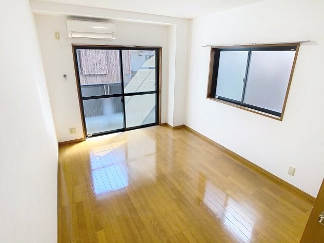 物件内観写真2　(2025年10月撮影)