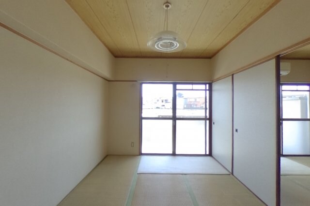 物件内観写真9　(2020年4月撮影※現況を優先します。)