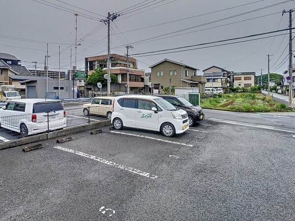 駐車場(2025年5月撮影)