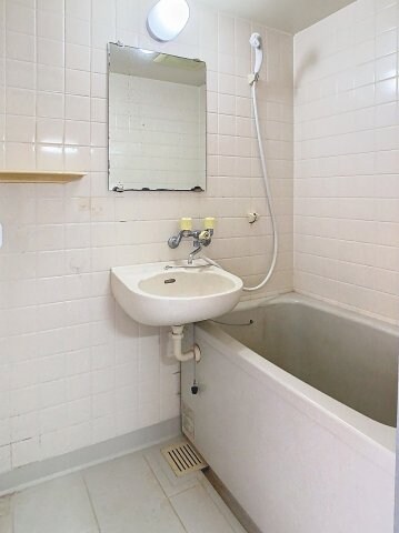 物件内観写真4　(2024年12月撮影)